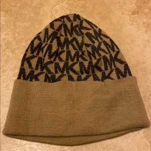 Used Michael Kors hat